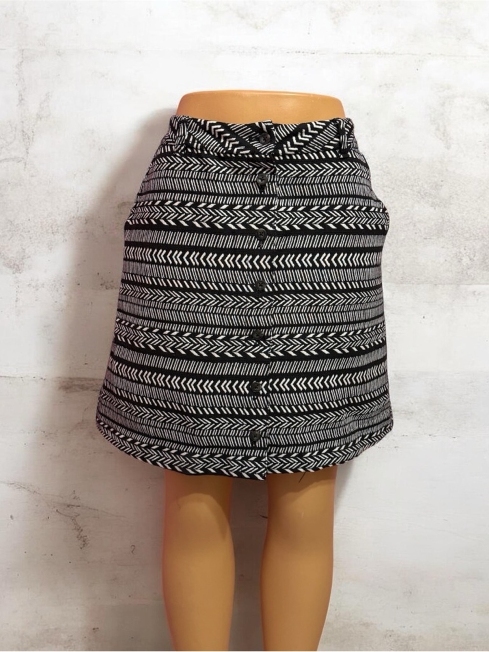 Maeve Anthropologie Fieldnotes Black White TribalStriped Button Front Skirt US10